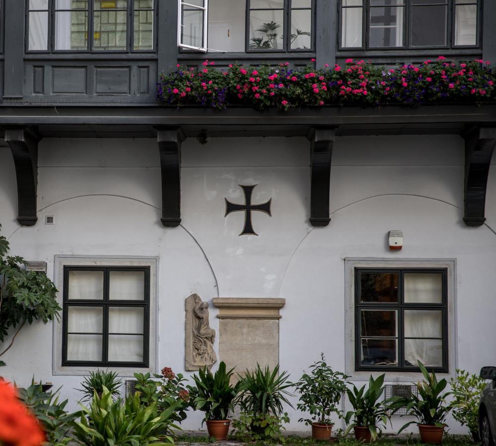 Gaestehaus Deutscher Orden Wien Экстерьер фото