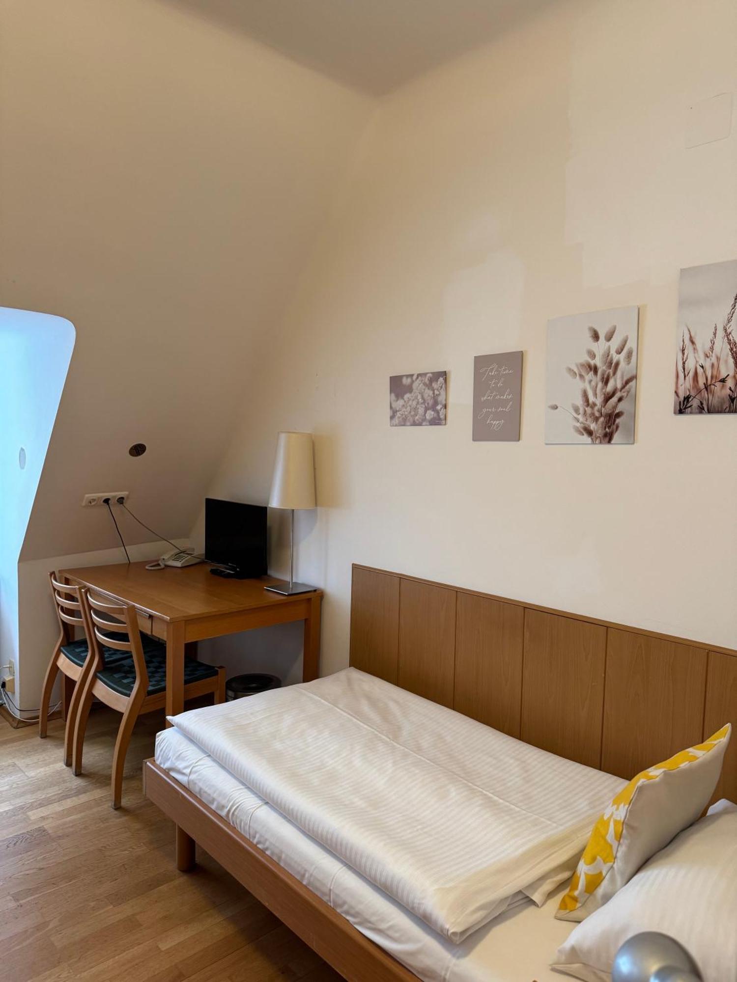 Gaestehaus Deutscher Orden Wien Экстерьер фото